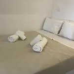 Viletta Verte * Fira (Santorini)