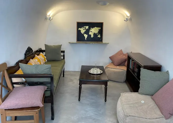 Villa Viletta Verte Fira (Santorini)